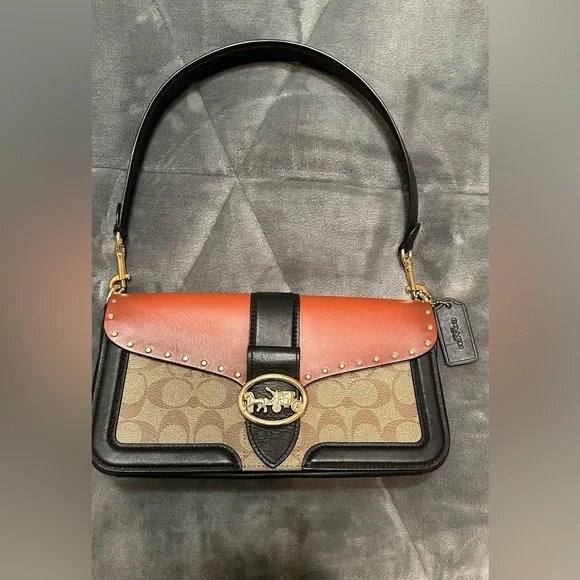 COACH SHOULDER HANDBAG - Picture 2 of 8